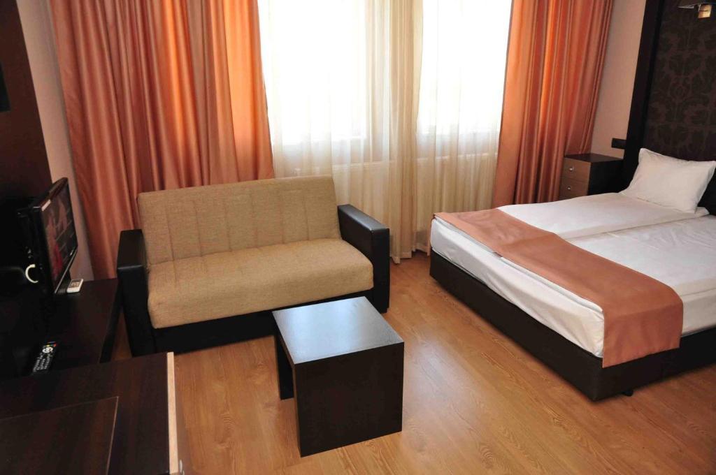 Luxor Complex Ivajlovgrad Quarto foto